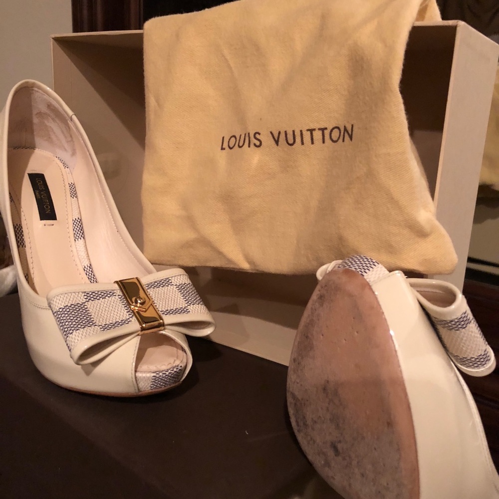 LV shoes